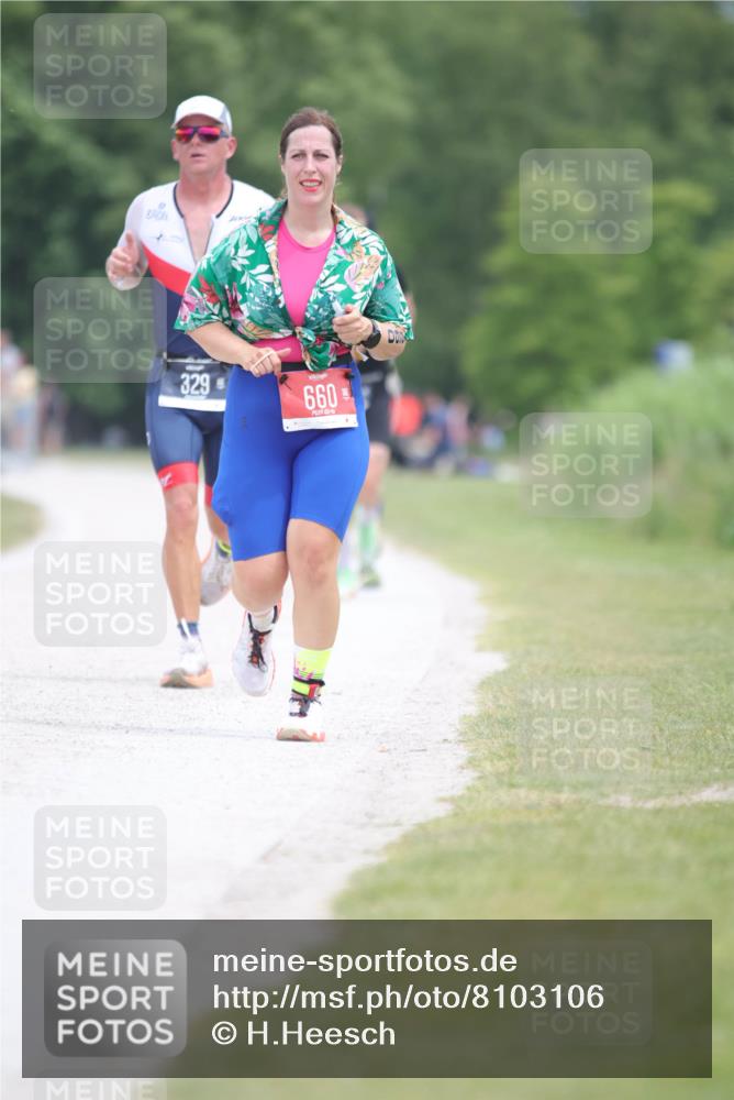 22.06.2025 - Viking Triathlon H.Heesch http://msf.ph/oto/8103106 22.06.2025 13:38:34 Laufen 328, 329, 660 meine-sportfotos.de