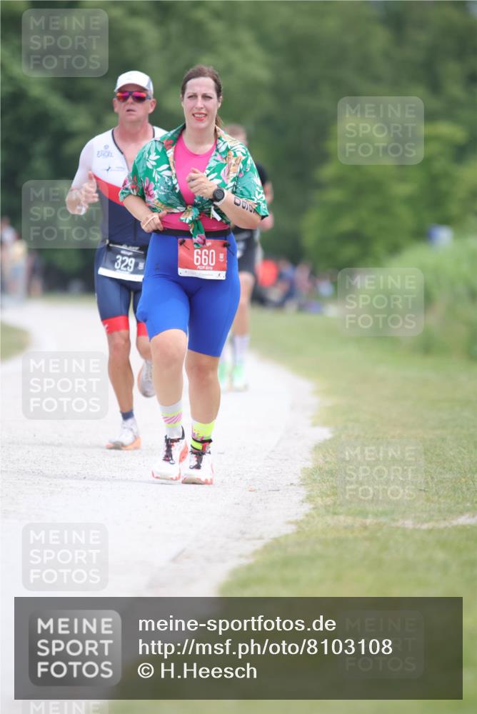 22.06.2025 - Viking Triathlon H.Heesch http://msf.ph/oto/8103108 22.06.2025 13:38:34 Laufen 328, 329, 660 meine-sportfotos.de