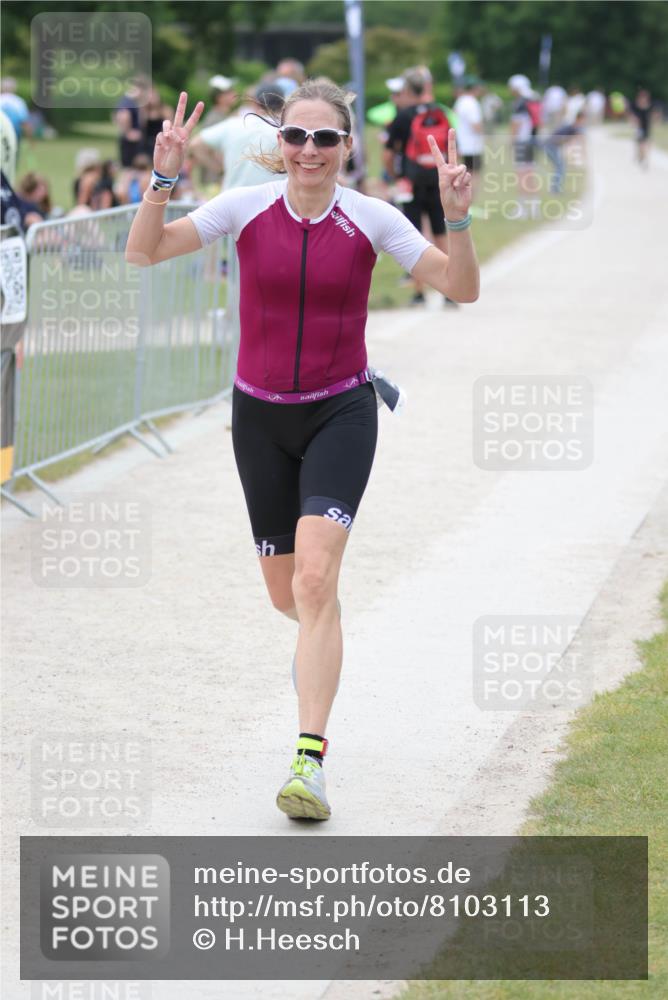 22.06.2025 - Viking Triathlon H.Heesch http://msf.ph/oto/8103113 22.06.2025 15:50:20 Laufen 249, 320 meine-sportfotos.de