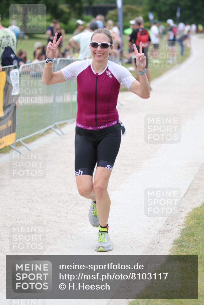 22.06.2025 - Viking Triathlon H.Heesch http://msf.ph/oto/8103117 22.06.2025 15:50:20 Laufen 249, 320 meine-sportfotos.de