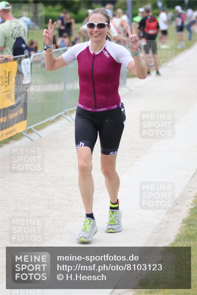 22.06.2025 - Viking Triathlon H.Heesch http://msf.ph/oto/8103123 22.06.2025 15:50:20 Laufen 249, 320 meine-sportfotos.de