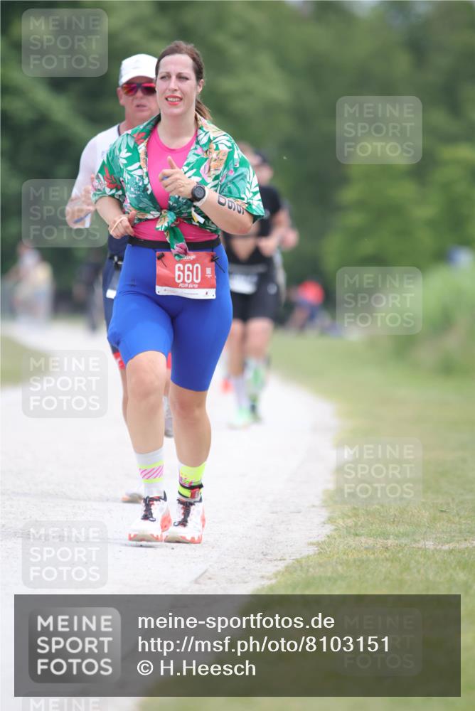 22.06.2025 - Viking Triathlon H.Heesch http://msf.ph/oto/8103151 22.06.2025 13:38:35 Laufen 329, 660 meine-sportfotos.de