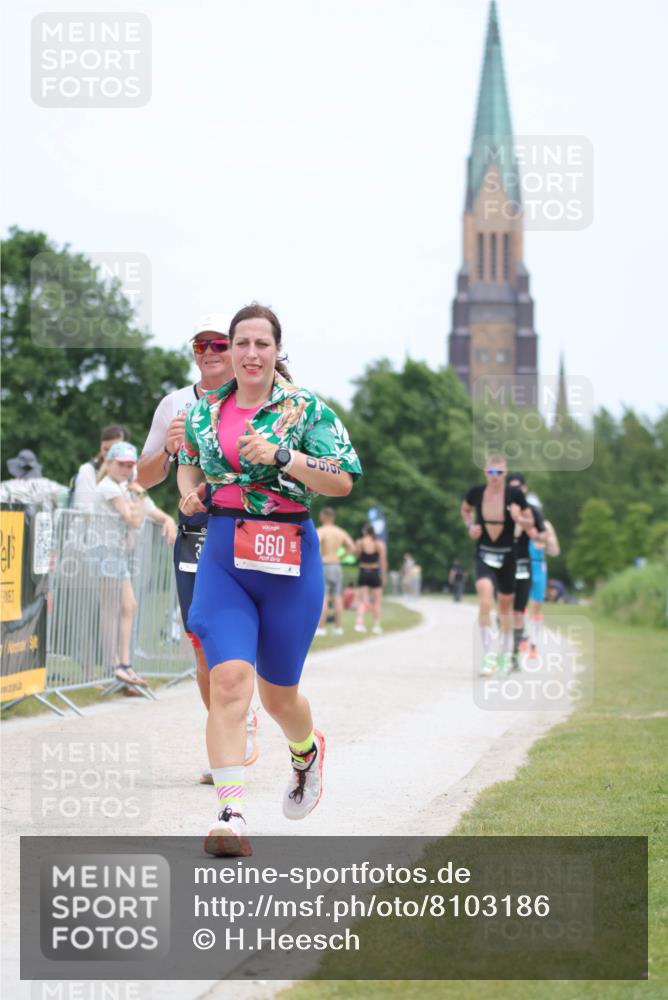22.06.2025 - Viking Triathlon H.Heesch http://msf.ph/oto/8103186 22.06.2025 13:38:39 Laufen 203, 329, 508, 626, 660 meine-sportfotos.de