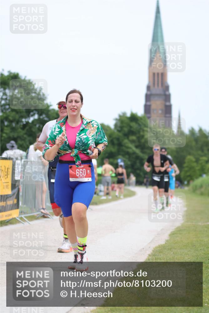 22.06.2025 - Viking Triathlon H.Heesch http://msf.ph/oto/8103200 22.06.2025 13:38:39 Laufen 203, 329, 508, 626, 660 meine-sportfotos.de