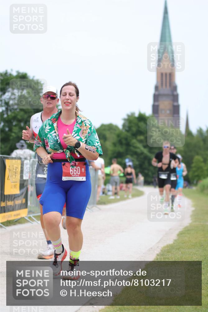 22.06.2025 - Viking Triathlon H.Heesch http://msf.ph/oto/8103217 22.06.2025 13:38:39 Laufen 203, 329, 508, 626, 660 meine-sportfotos.de