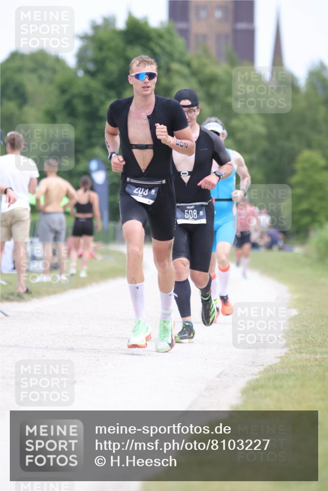 22.06.2025 - Viking Triathlon H.Heesch http://msf.ph/oto/8103227 22.06.2025 13:38:41 Laufen 203, 329, 508, 626, 660 meine-sportfotos.de