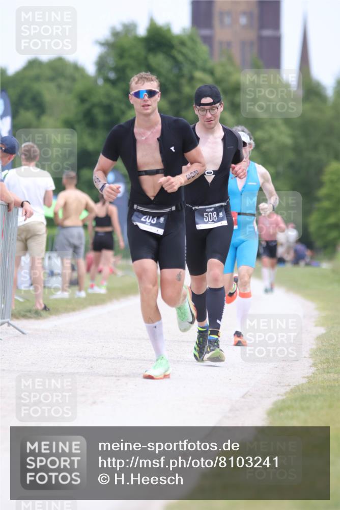 22.06.2025 - Viking Triathlon H.Heesch http://msf.ph/oto/8103241 22.06.2025 13:38:41 Laufen 203, 329, 508, 626, 660 meine-sportfotos.de