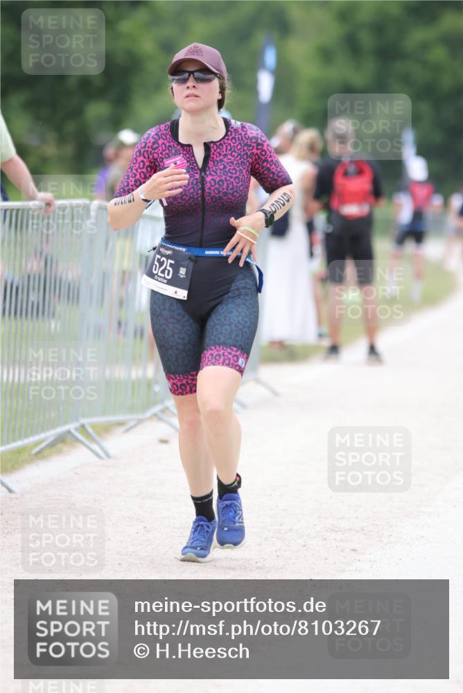 22.06.2025 - Viking Triathlon H.Heesch http://msf.ph/oto/8103267 22.06.2025 15:51:30 Laufen 525 meine-sportfotos.de