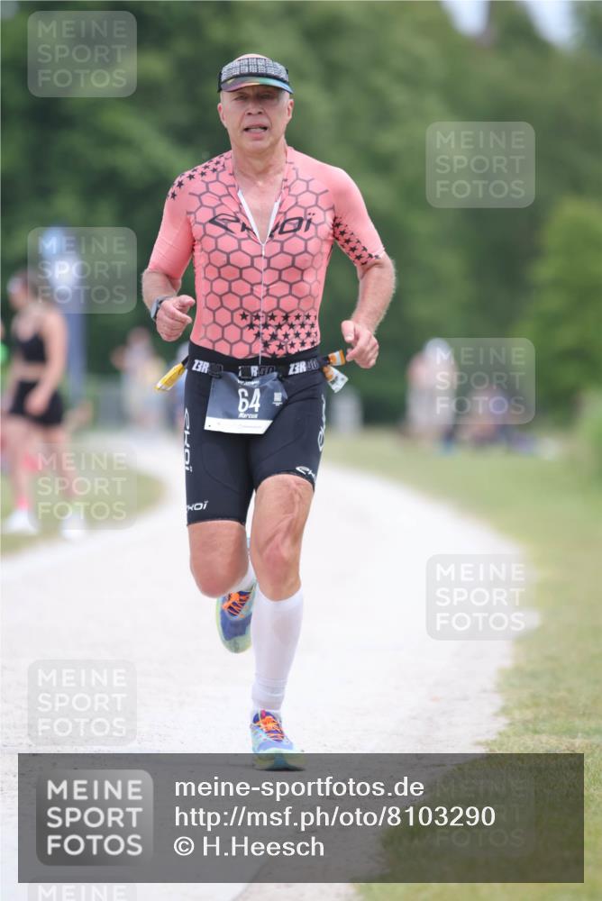 22.06.2025 - Viking Triathlon H.Heesch http://msf.ph/oto/8103290 22.06.2025 13:38:54 Laufen 64 meine-sportfotos.de