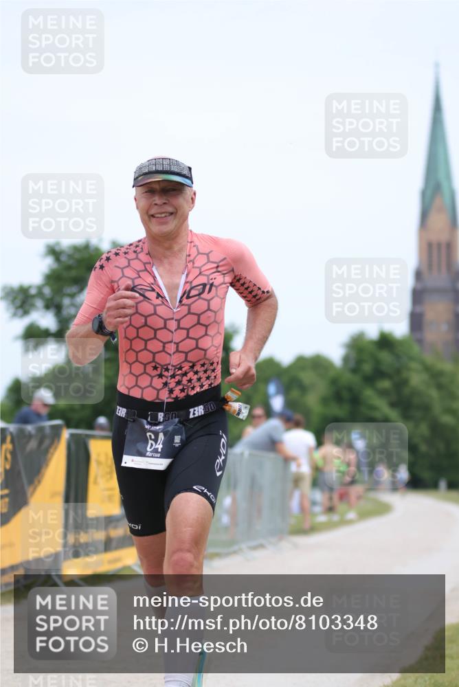 22.06.2025 - Viking Triathlon H.Heesch http://msf.ph/oto/8103348 22.06.2025 13:38:58 Laufen 64 meine-sportfotos.de