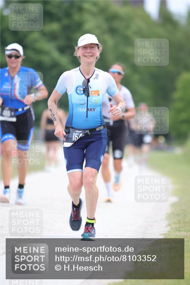 22.06.2025 - Viking Triathlon H.Heesch http://msf.ph/oto/8103352 22.06.2025 13:39:33 Laufen 30, 154, 488 meine-sportfotos.de