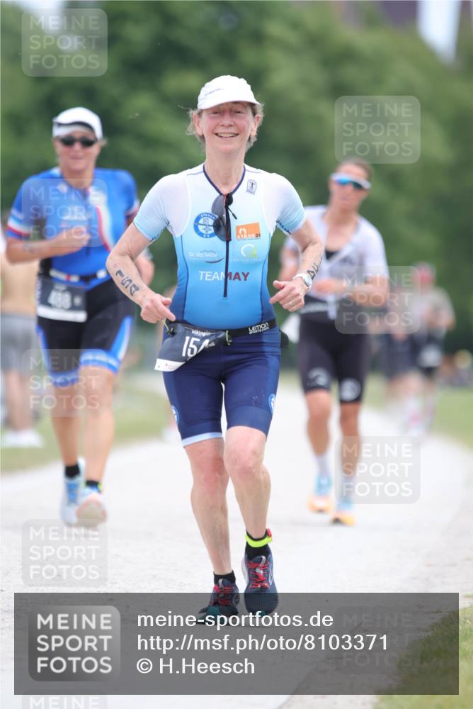 22.06.2025 - Viking Triathlon H.Heesch http://msf.ph/oto/8103371 22.06.2025 13:39:34 Laufen 30, 154, 488 meine-sportfotos.de