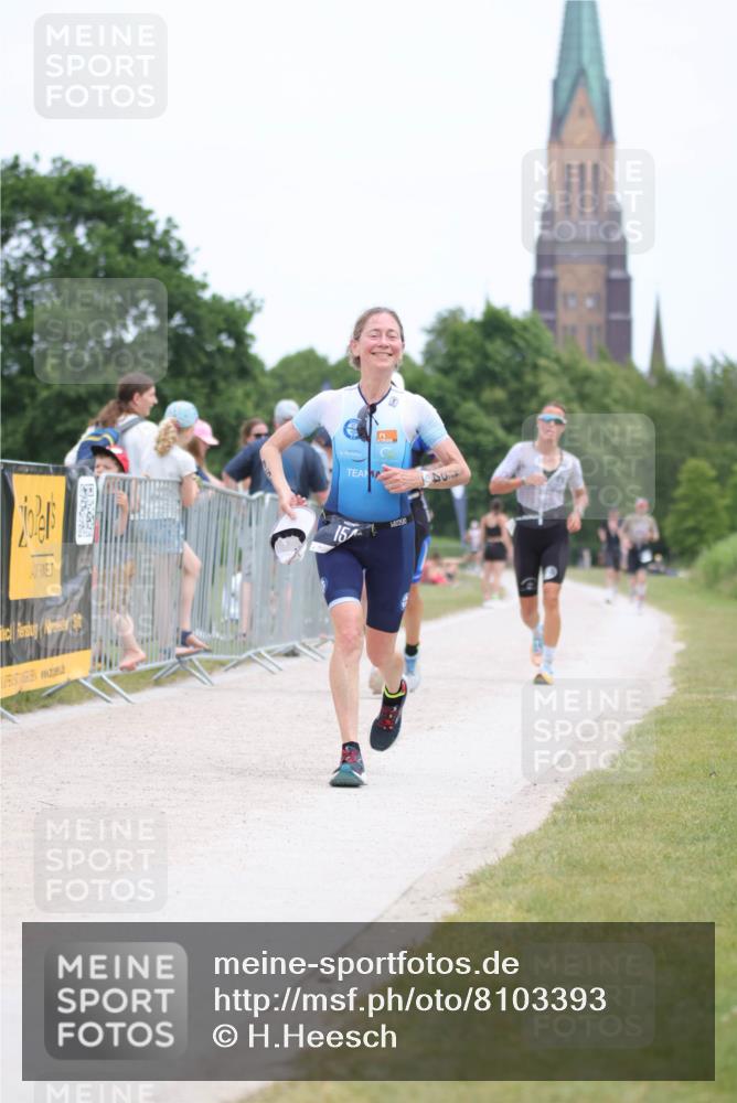 22.06.2025 - Viking Triathlon H.Heesch http://msf.ph/oto/8103393 22.06.2025 13:39:36 Laufen 30, 154, 488 meine-sportfotos.de
