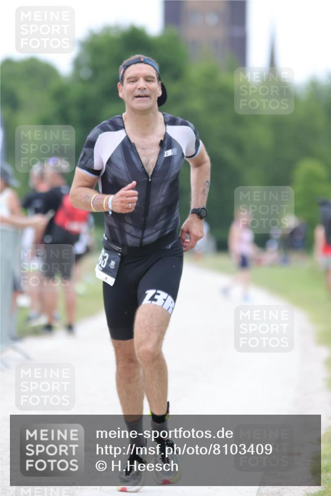 22.06.2025 - Viking Triathlon H.Heesch http://msf.ph/oto/8103409 22.06.2025 15:52:36 Laufen 463 meine-sportfotos.de