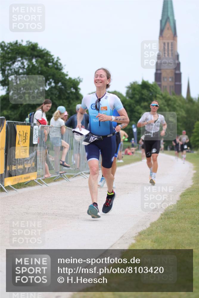 22.06.2025 - Viking Triathlon H.Heesch http://msf.ph/oto/8103420 22.06.2025 13:39:36 Laufen 30, 154, 488 meine-sportfotos.de