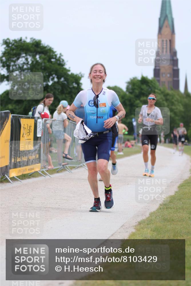 22.06.2025 - Viking Triathlon H.Heesch http://msf.ph/oto/8103429 22.06.2025 13:39:36 Laufen 30, 154, 488 meine-sportfotos.de
