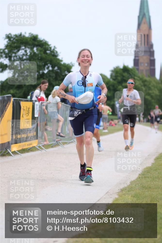 22.06.2025 - Viking Triathlon H.Heesch http://msf.ph/oto/8103432 22.06.2025 13:39:37 Laufen 30, 154, 488 meine-sportfotos.de