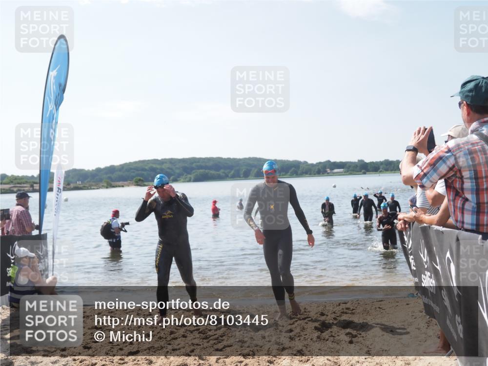 22.06.2025 - Viking Triathlon MichiJ http://msf.ph/oto/8103445 22.06.2025 10:46:32 Schwimmen 60, 143, 225, 333, 406, 479 meine-sportfotos.de