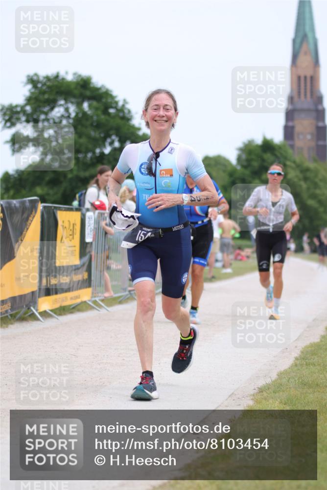 22.06.2025 - Viking Triathlon H.Heesch http://msf.ph/oto/8103454 22.06.2025 13:39:37 Laufen 30, 154, 488 meine-sportfotos.de