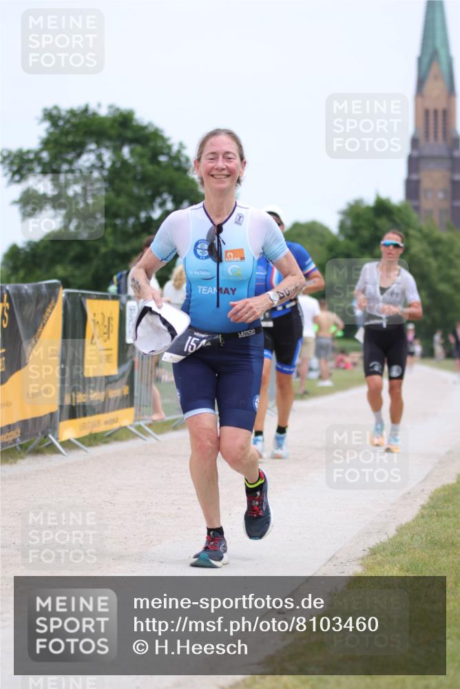 22.06.2025 - Viking Triathlon H.Heesch http://msf.ph/oto/8103460 22.06.2025 13:39:37 Laufen 30, 154, 488 meine-sportfotos.de