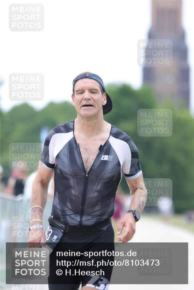 22.06.2025 - Viking Triathlon H.Heesch http://msf.ph/oto/8103473 22.06.2025 15:52:37 Laufen 463 meine-sportfotos.de