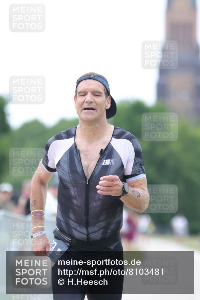 22.06.2025 - Viking Triathlon H.Heesch http://msf.ph/oto/8103481 22.06.2025 15:52:37 Laufen 463 meine-sportfotos.de