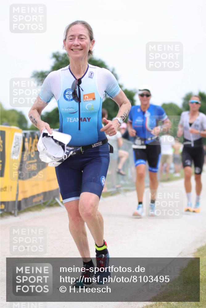 22.06.2025 - Viking Triathlon H.Heesch http://msf.ph/oto/8103495 22.06.2025 13:39:38 Laufen 30, 154, 488 meine-sportfotos.de