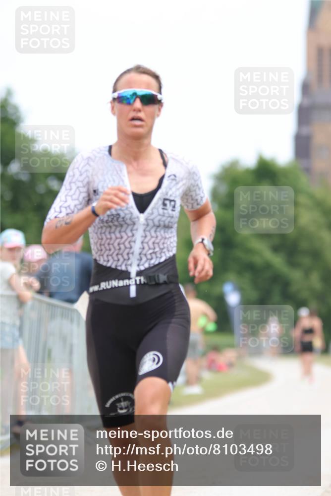 22.06.2025 - Viking Triathlon H.Heesch http://msf.ph/oto/8103498 22.06.2025 13:39:39 Laufen 30, 154, 488 meine-sportfotos.de