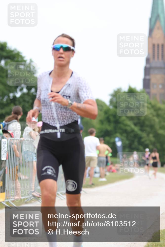 22.06.2025 - Viking Triathlon H.Heesch http://msf.ph/oto/8103512 22.06.2025 13:39:40 Laufen 30, 154, 488 meine-sportfotos.de