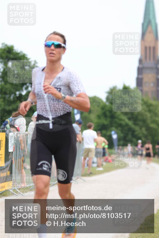 22.06.2025 - Viking Triathlon H.Heesch http://msf.ph/oto/8103517 22.06.2025 13:39:40 Laufen 30, 154, 488 meine-sportfotos.de
