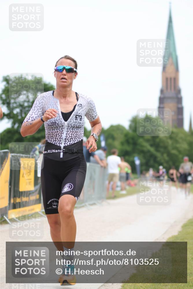 22.06.2025 - Viking Triathlon H.Heesch http://msf.ph/oto/8103525 22.06.2025 13:39:40 Laufen 30, 154, 488 meine-sportfotos.de