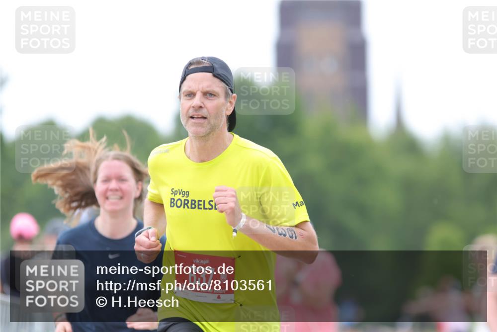 22.06.2025 - Viking Triathlon H.Heesch http://msf.ph/oto/8103561 22.06.2025 15:53:24 Laufen 46, 75, 359, 548, 637 meine-sportfotos.de