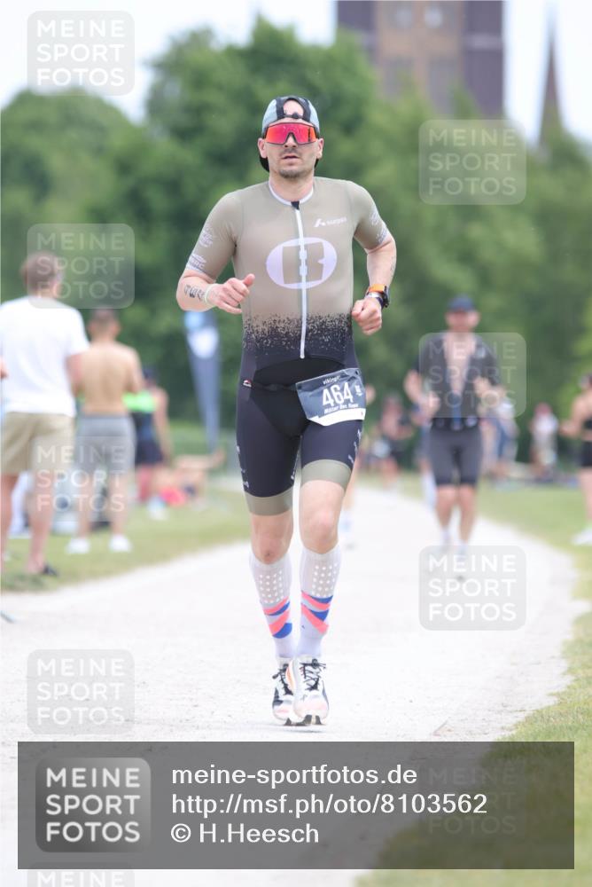 22.06.2025 - Viking Triathlon H.Heesch http://msf.ph/oto/8103562 22.06.2025 13:39:46 Laufen 464 meine-sportfotos.de