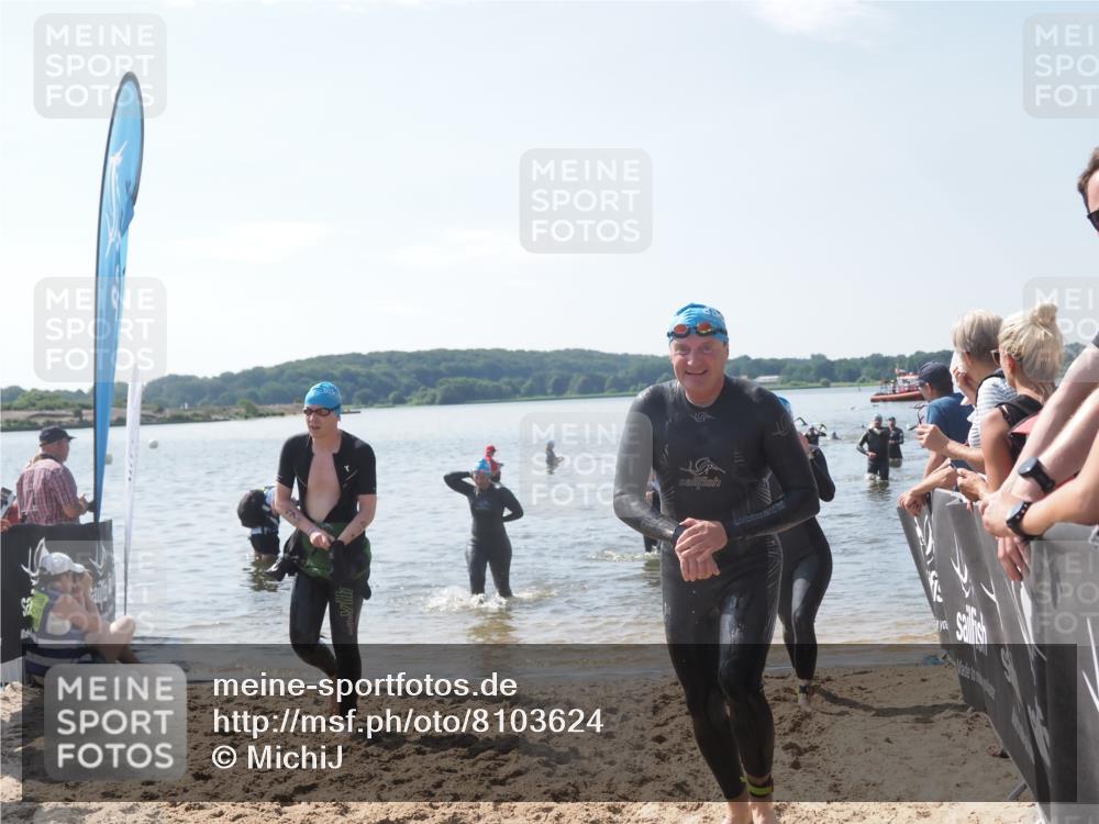 22.06.2025 - Viking Triathlon MichiJ http://msf.ph/oto/8103624 22.06.2025 10:46:48 Schwimmen 36, 143, 206, 479, 498, 515 meine-sportfotos.de