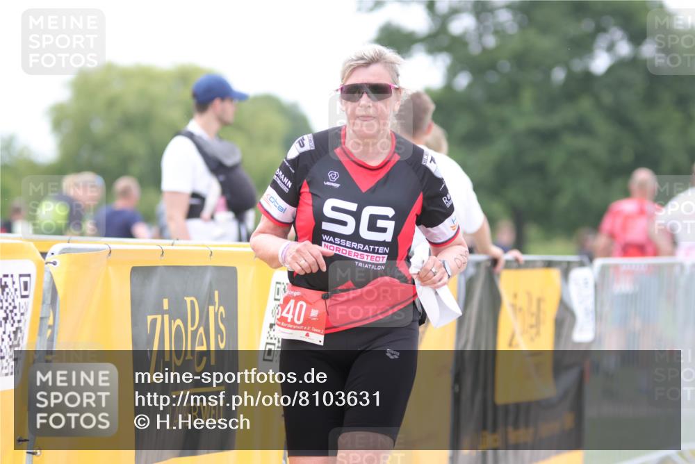 22.06.2025 - Viking Triathlon H.Heesch http://msf.ph/oto/8103631 22.06.2025 15:53:50 Laufen 640 meine-sportfotos.de