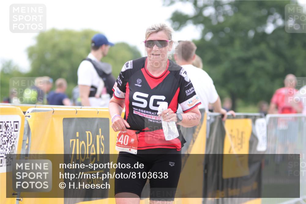 22.06.2025 - Viking Triathlon H.Heesch http://msf.ph/oto/8103638 22.06.2025 15:53:50 Laufen 640 meine-sportfotos.de