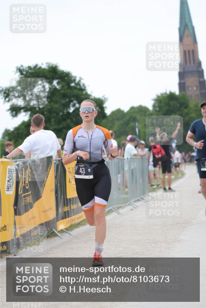 22.06.2025 - Viking Triathlon H.Heesch http://msf.ph/oto/8103673 22.06.2025 15:54:04 Laufen 43, 213, 241 meine-sportfotos.de