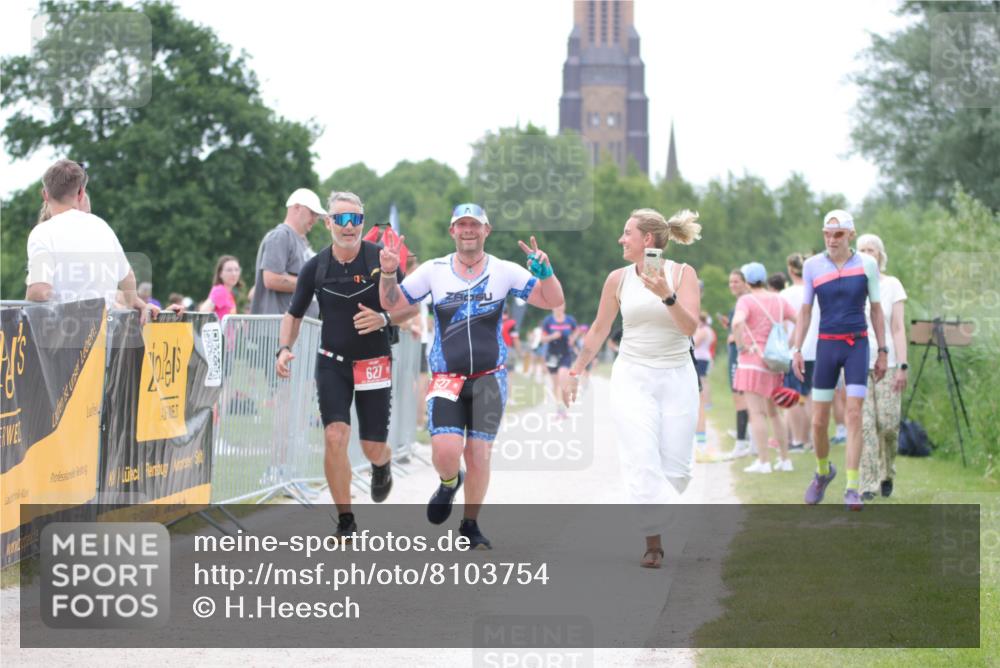 22.06.2025 - Viking Triathlon H.Heesch http://msf.ph/oto/8103754 22.06.2025 15:54:24 Laufen 627 meine-sportfotos.de