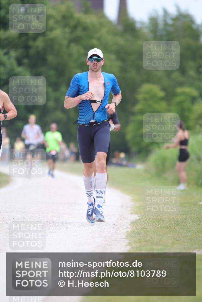22.06.2025 - Viking Triathlon H.Heesch http://msf.ph/oto/8103789 22.06.2025 13:40:03 Laufen 45, 291, 342, 480 meine-sportfotos.de