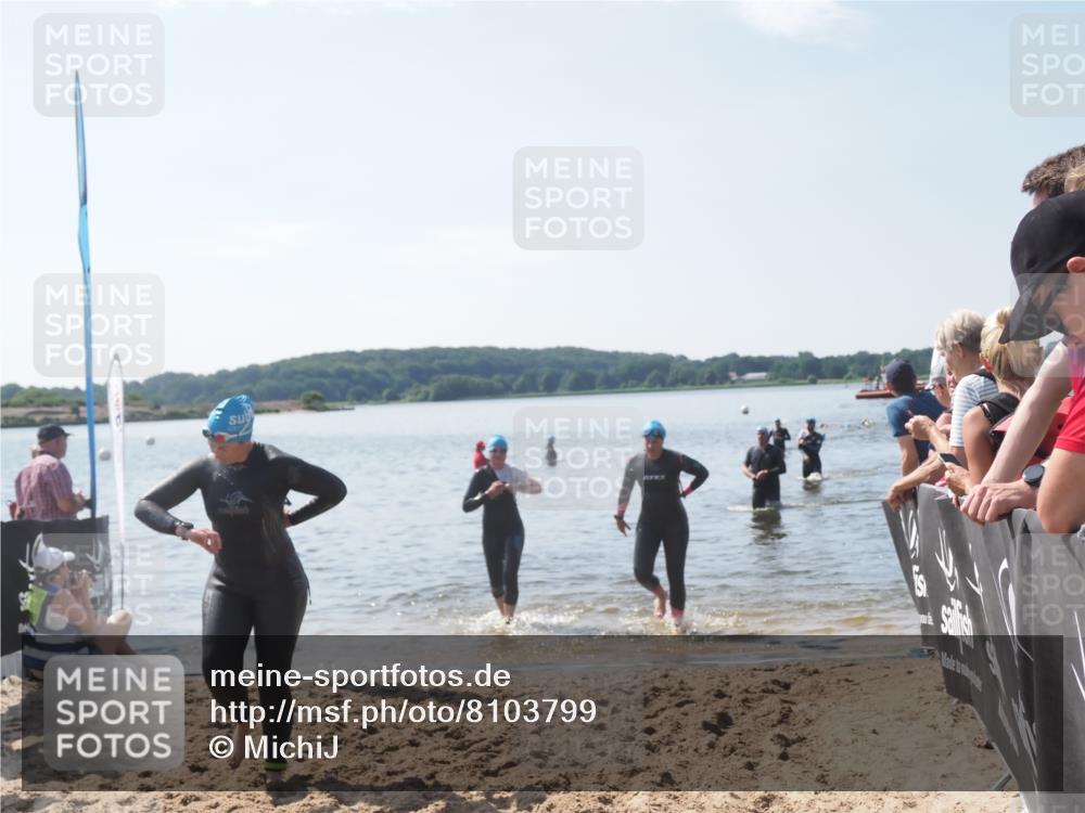 22.06.2025 - Viking Triathlon MichiJ http://msf.ph/oto/8103799 22.06.2025 10:46:55 Schwimmen 36, 378, 498, 515 meine-sportfotos.de