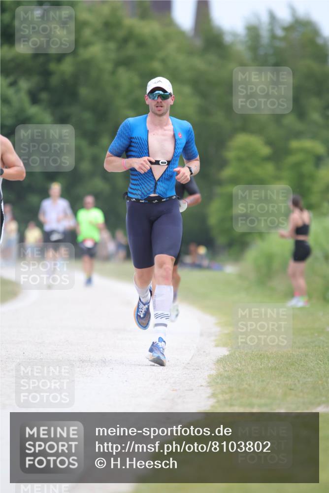 22.06.2025 - Viking Triathlon H.Heesch http://msf.ph/oto/8103802 22.06.2025 13:40:03 Laufen 45, 291, 342, 480 meine-sportfotos.de