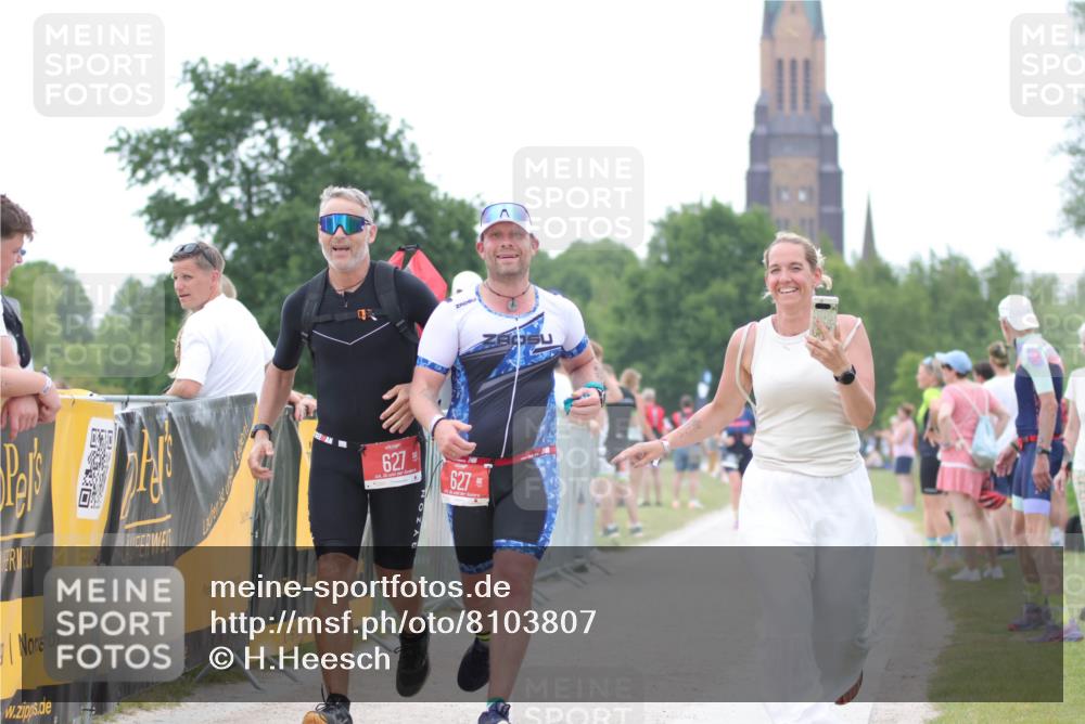 22.06.2025 - Viking Triathlon H.Heesch http://msf.ph/oto/8103807 22.06.2025 15:54:25 Laufen 627 meine-sportfotos.de