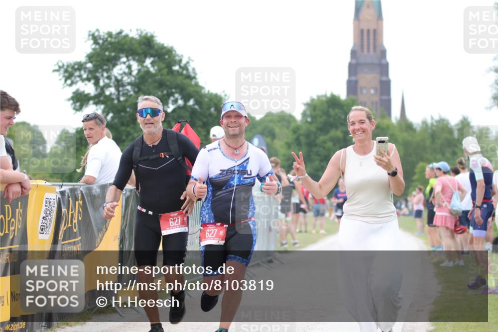 22.06.2025 - Viking Triathlon H.Heesch http://msf.ph/oto/8103819 22.06.2025 15:54:25 Laufen 627 meine-sportfotos.de