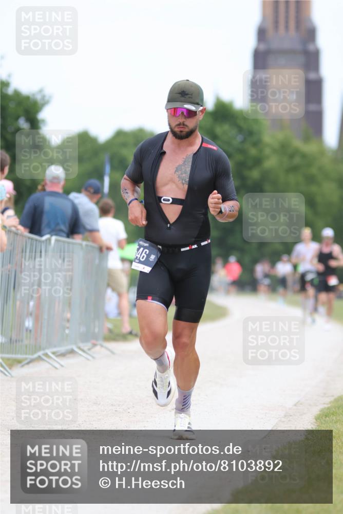22.06.2025 - Viking Triathlon H.Heesch http://msf.ph/oto/8103892 22.06.2025 13:40:10 Laufen 45, 480, 546 meine-sportfotos.de