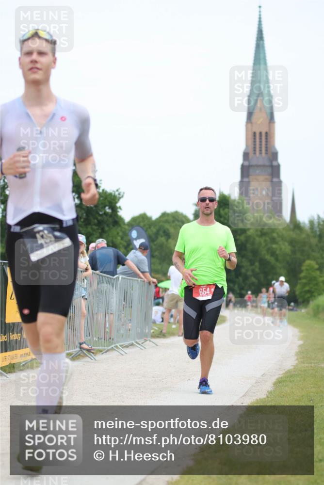 22.06.2025 - Viking Triathlon H.Heesch http://msf.ph/oto/8103980 22.06.2025 13:40:25 Laufen 435, 654, 661 meine-sportfotos.de