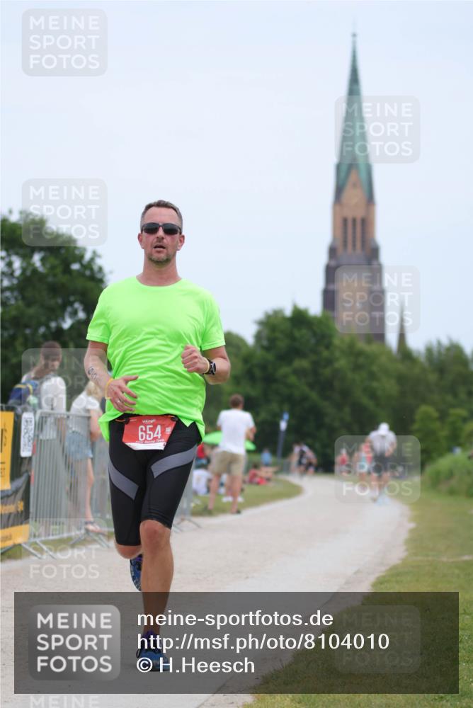 22.06.2025 - Viking Triathlon H.Heesch http://msf.ph/oto/8104010 22.06.2025 13:40:26 Laufen 435, 654 meine-sportfotos.de
