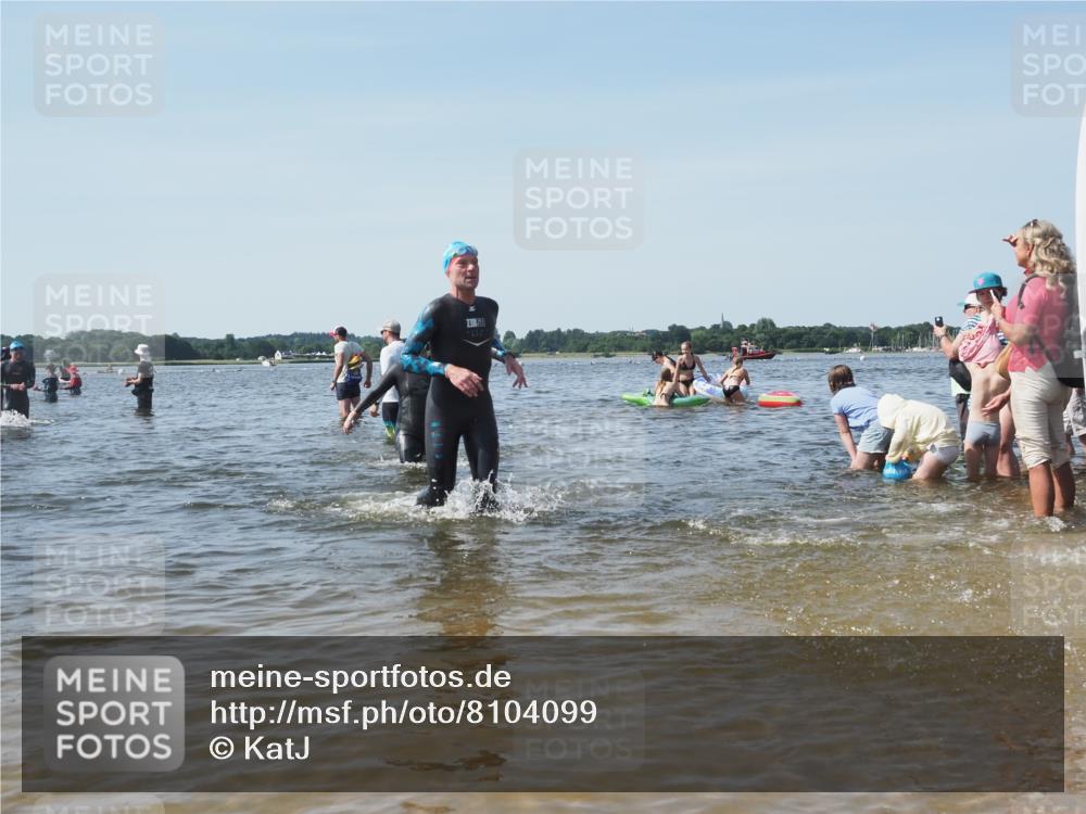 22.06.2025 - Viking Triathlon KatJ http://msf.ph/oto/8104099 22.06.2025 10:35:15 Schwimmen 139, 157, 204, 296, 365, 508, 632, 660 meine-sportfotos.de
