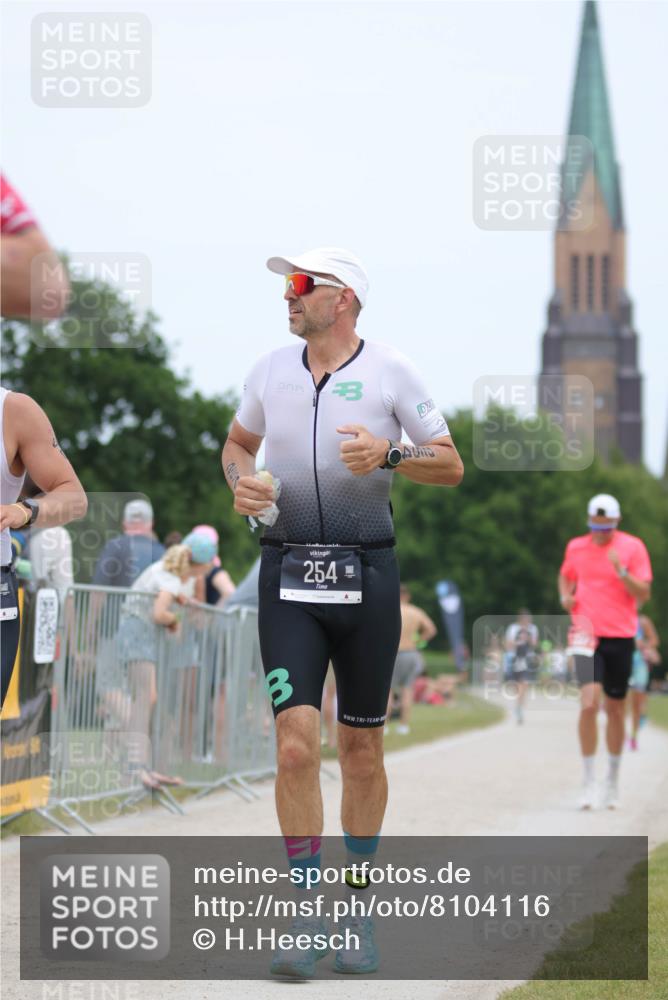 22.06.2025 - Viking Triathlon H.Heesch http://msf.ph/oto/8104116 22.06.2025 13:40:40 Laufen 388, 407, 644 meine-sportfotos.de