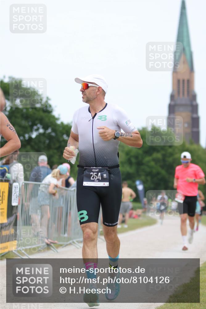 22.06.2025 - Viking Triathlon H.Heesch http://msf.ph/oto/8104126 22.06.2025 13:40:40 Laufen 388, 407, 644 meine-sportfotos.de