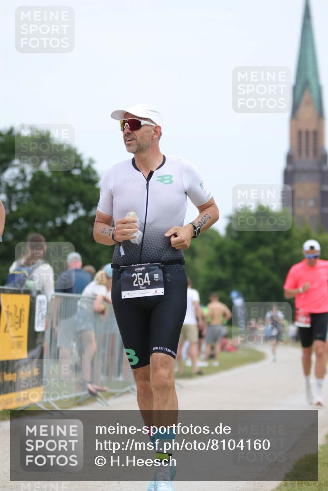 22.06.2025 - Viking Triathlon H.Heesch http://msf.ph/oto/8104160 22.06.2025 13:40:40 Laufen 388, 407, 644 meine-sportfotos.de